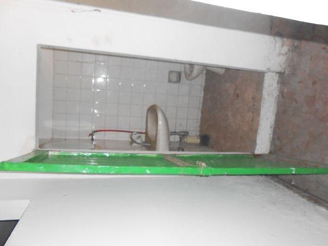 3249 - LOCALE VENDITA ANCONA ZONA VALLEMIANO - € 230.000 8