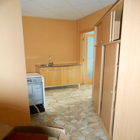 3253 - LOCALE AFFITTO ANCONA ZONA CENTRO - € 1.300 1