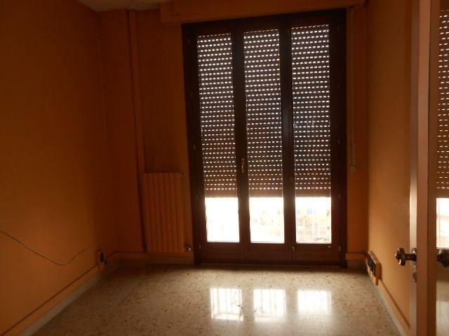 3253 - LOCALE AFFITTO ANCONA ZONA CENTRO - € 1.300 14