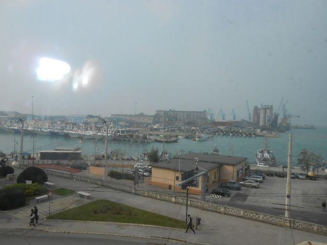 3253 - LOCALE AFFITTO ANCONA ZONA CENTRO - € 1.300 4