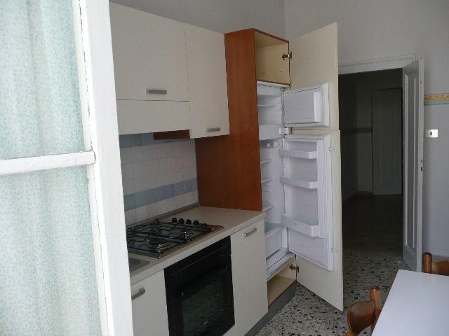 3325 - APPARTAMENTO VENDITA ANCONA ZONA PIANO - € 58.000 12