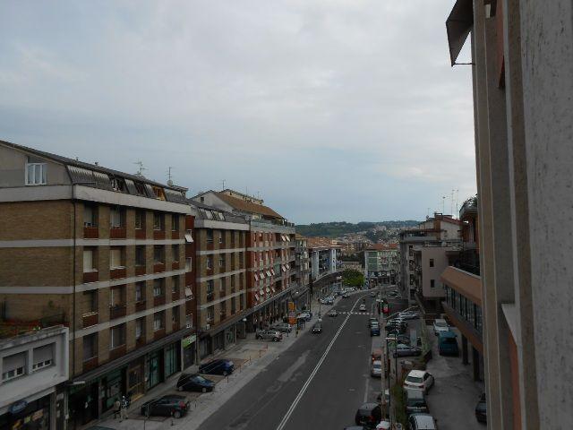 3423 - APPARTAMENTO VENDITA ANCONA ZONA GALLERIA RISORGIMENTO - € 160.000 22