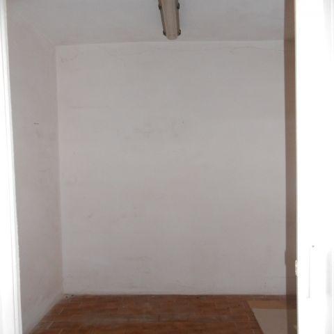 3464 - LOCALE VENDITA ANCONA ZONA TORRETTE - € 150.000 3