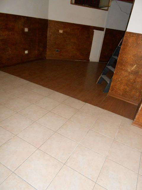 3624 - LOCALE VENDITA ANCONA ZONA PIANO - € 65.000 5