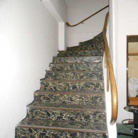 3823 - NEGOZIO VENDITA ANCONA ZONA CENTRO - € 85.000 4