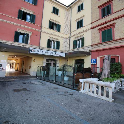 3826 - APPARTAMENTO VENDITA ANCONA ZONA STAZIONE - € 100.000 22