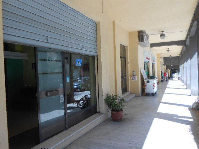 3889 - LOCALE COMMERCIALE VENDITA ANCONA ZONA GRAZIE - € 100.000 16