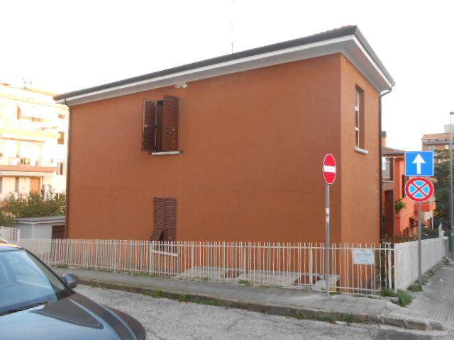3990 - APPARTAMENTO VENDITA ANCONA ZONA PIANO - € 170.000 70