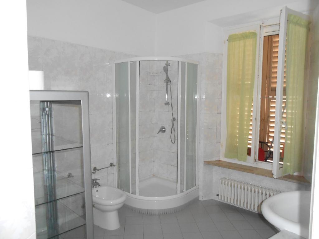 4143 - APPARTAMENTO VENDITA ANCONA ZONA PIANO - € 90.000