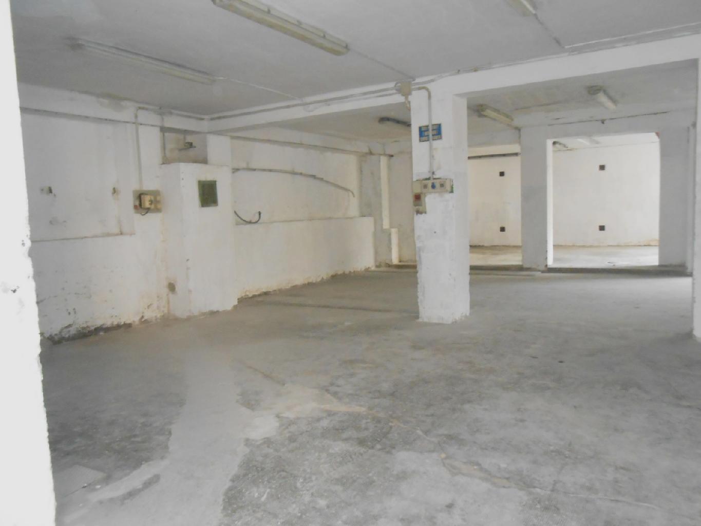 4181 - LOCALE VENDITA ANCONA ZONA STAZIONE - € 75.000 2
