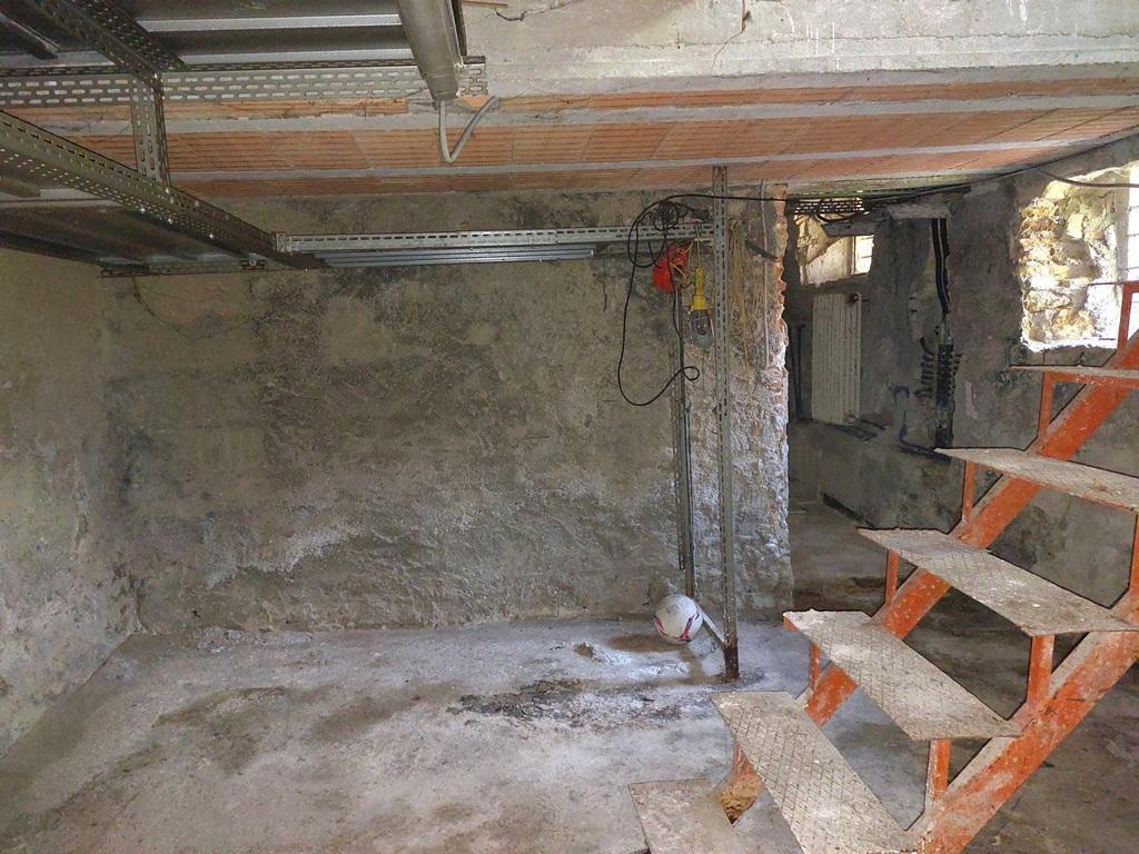 4238 - APPARTAMENTO VENDITA ANCONA ZONA GRAZIE - € 72.000 9