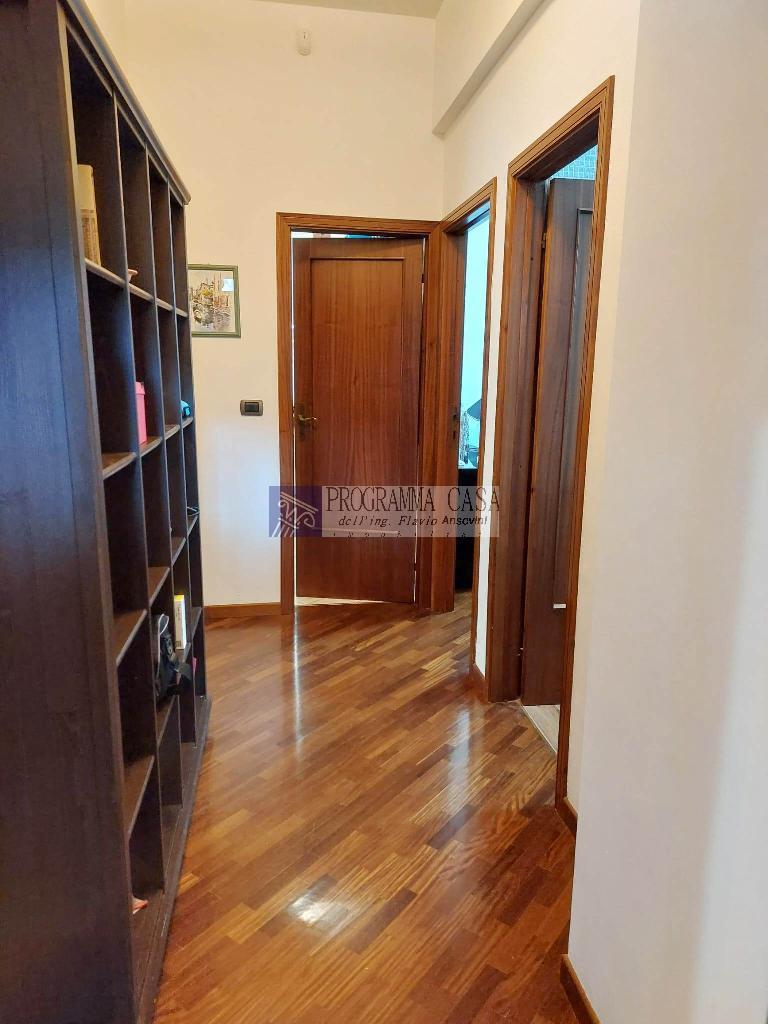 4257 - VILLA VENDITA ANCONA ZONA PATERNO - € 350.000 12