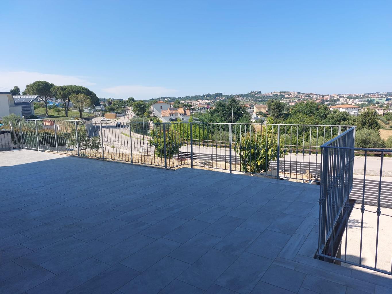 4264 - CASA BIFAMILIARE VENDITA ANCONA ZONA BARACCOLA - € 690.000 7